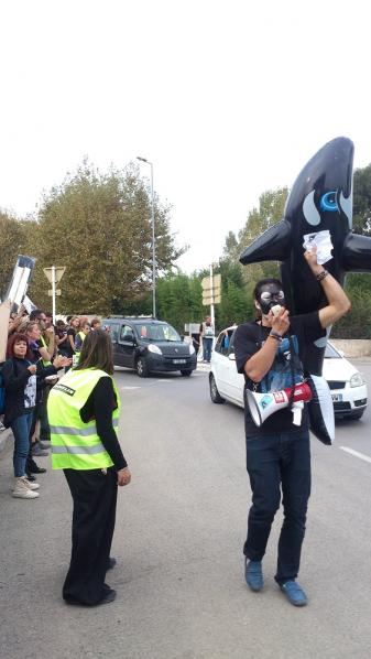 Manif marineland1